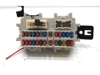 Pojistková skříňka Nissan Altima 2005