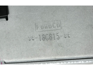 Радио/ проигрыватель CD/DVD / навигация