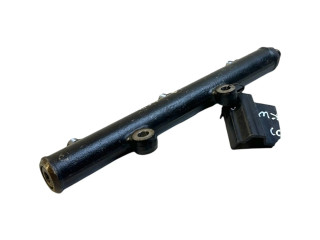 Топливная рампа Jaguar S-Type 2.7