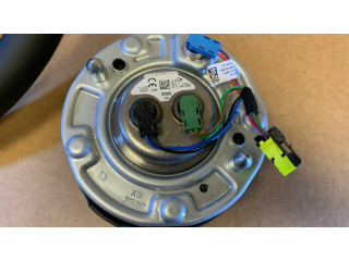 Руль BMW 2 F22 F23 2013-2017 года 32307848338, 32307850403