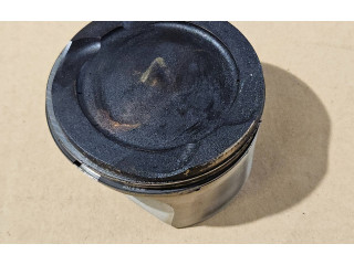 Píst 89L106 BMW M5 S63b44b