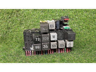 Блок предохранителей 7M0937025D, 95VW14A073DC Ford Galaxy