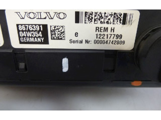 Блок предохранителей 8676391, 8676391 Volvo S60