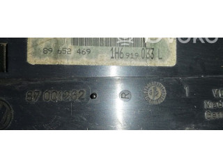 Панель приборов 87001262, 89652469   Volkswagen Golf III       