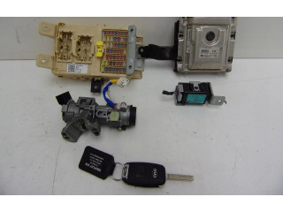 Блок предохранителей 91950-H8520   KIA Rio    