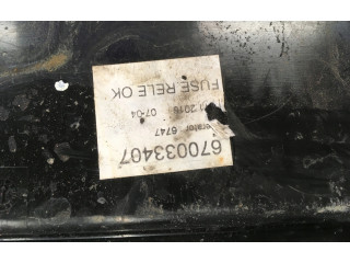 Блок предохранителей 670033407   Maserati Levante    