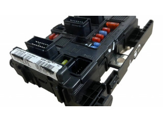 Блок предохранителей U118470002J, 965061858000   Citroen Berlingo    