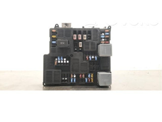 Pojistková skříňka 32322427 Volvo V60 2021