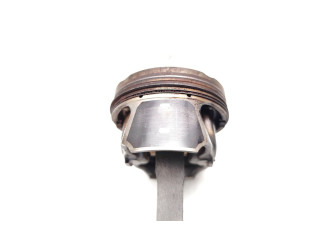 Поршень с шатуном SFJA SFJA Ford Fiesta