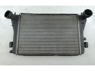 Интеркулер  1K0121345   Audi A3 S3 A3 Sportback 8P 