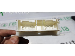 Řídící jednotka A2049009004, MODULOELECTRONICO Mercedes-Benz C W204 2011