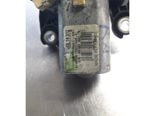 Моторчик заднего дворника 91165699, 7700311590E    Renault Trafic I