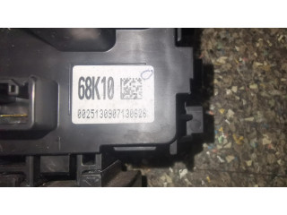 Pojistková skříňka 68K10 Nissan Pixo 2011