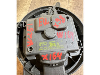 Вентилятор печки    a1648350007   Mercedes-Benz R W251