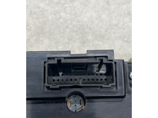 Блок управления климат-контролем 30746022, 07W15E02   Volvo XC70