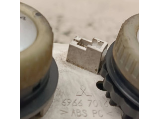 Блок управления климат-контролем 69667016 Mitsubishi Colt