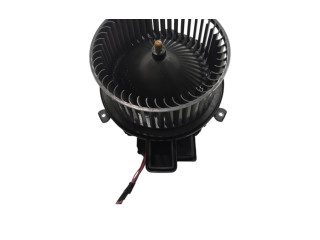 Вентилятор печки 4M1820021A Audi Q5 SQ5