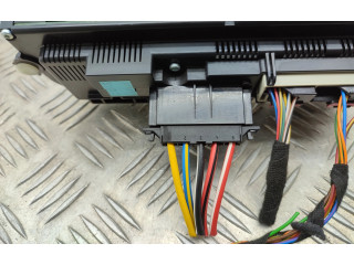 Блок управления климат-контролем 3T0820047R Skoda Yeti (5L)