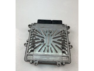 Блок управления двигателем Блок управления 30729826A, 0281012103   Volvo V70