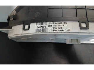 Панель приборов 30682277, 8602885   Volvo S80       