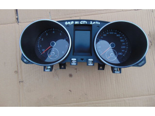 Панель приборов Volkswagen Golf VI