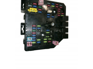 Блок предохранителей 95137849   Chevrolet Captiva    