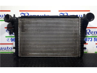 Интеркулер  1K0145804   Volkswagen Caddy 