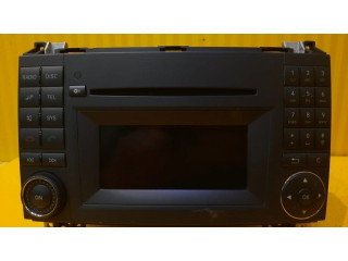 Радио/ проигрыватель CD/DVD / навигация