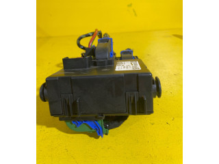 Блок предохранителей Opel Meriva B