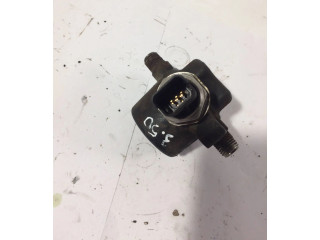 Топливная рампа 8200379933, H8200334367   Renault Clio III  