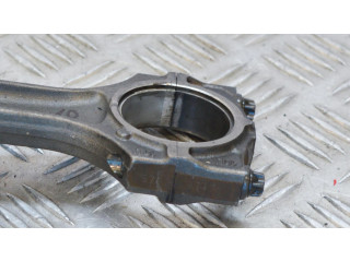 Píst BMW 5 E39 pro naftový motor 2.5 M57 D25 (256D1)