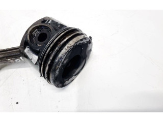  Поршень с шатуном    Volvo S80  