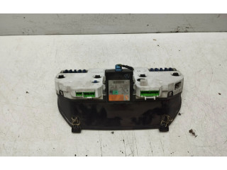 Панель приборов    Volvo V70       