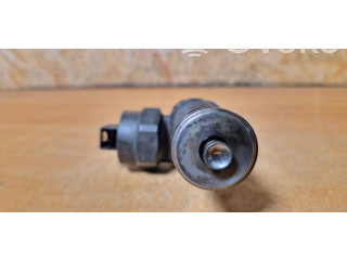 Форсунка 038130073J    Volkswagen Bora   