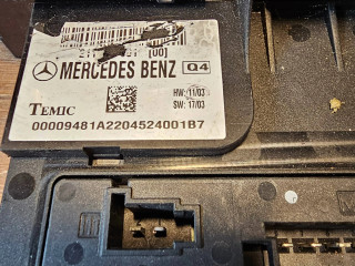 Pojistková skříňka 00009481A, 2204524001B7 Mercedes-Benz E W211 2002