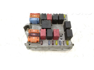 Блок предохранителей 51742420 Alfa Romeo GT