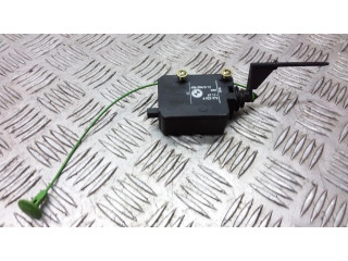 Электрический замок крышки