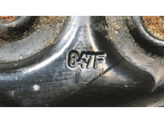 Нижний направитель ролика / нижняя петля