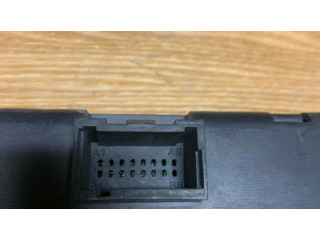 Блок комфорта 15136876 GMC Sierra 1000