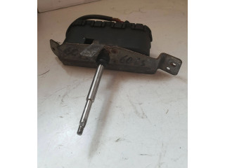 Моторчик стеклоочистителя 0390206211 Volvo S80