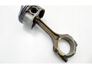 Píst 82L76 Renault Megane II