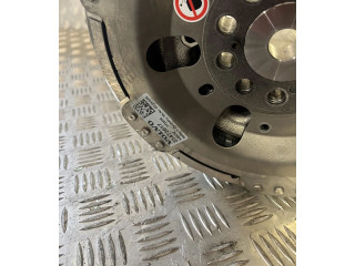 Генератор 31473617   Volvo XC90      