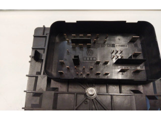 Pojistková skříňka 1K0937125C Volkswagen Golf VI 2004