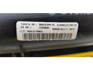 Подушка безопасности пассажира 13250506, 13250506   Opel Meriva B