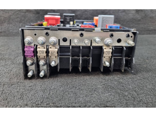 Блок предохранителей 1K0937124H, 1K0906381   Audi A3 S3 8P    