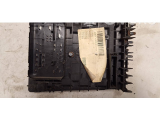 Блок предохранителей  017181281, 017181301   Volkswagen Touran II    