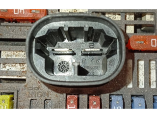 Pojistková skříňka 9667044980 Peugeot RCZ 2012