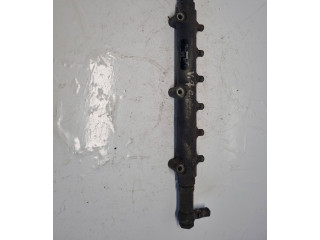 Магистральная трубка топлива 8658252, 0445215001 Volvo V70