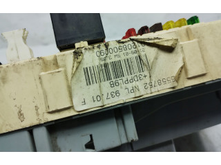   Pojistková skříňka    Fiat Stilo 2007