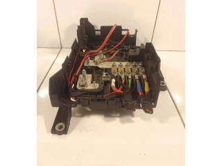 Pojistková skříňka 7L0937548C Audi Q7 4L 2008